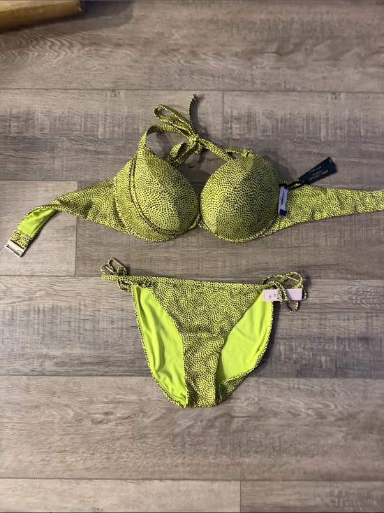 Victoria's Secret Other - Victoria's Secret Neon Lime Printed Bikini Set 36D Top Medium bottom